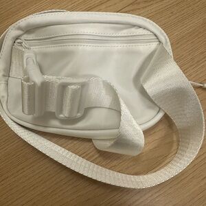 New Belt Bag with Adjustable Strap - White